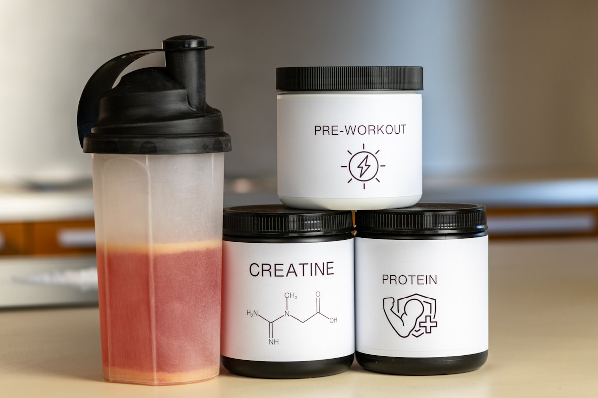 Natural vitamins and minerals for men's energy and performance